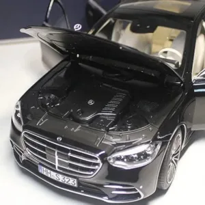 Mercedes Benz Maybach Black 1:18 Licensed Norev Diecast Scale Model