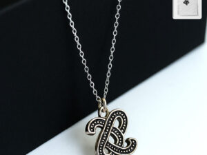 Pendant Necklace – Single Piece (Random Mix Design)