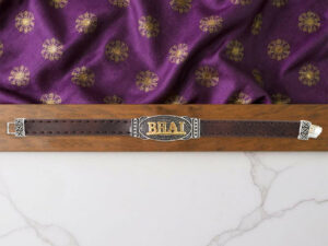 Premium Bhai Bracelet Rakhi – Elegant and Durable Design for Raksha Bandhan